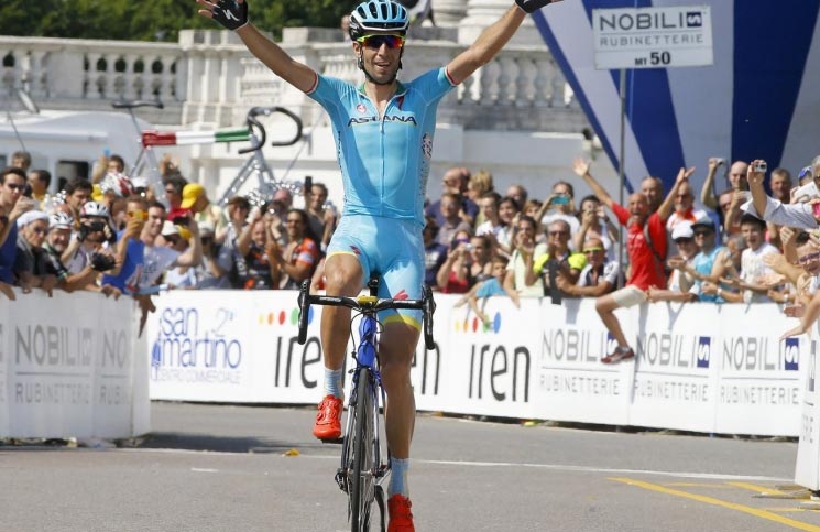 Vincenzo Nibali wins second italian national road title
