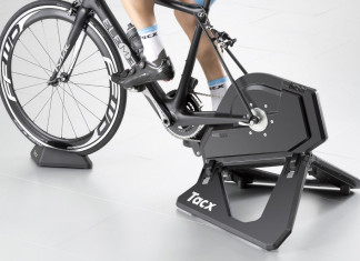 Tacx NEO Smart indoor trainer